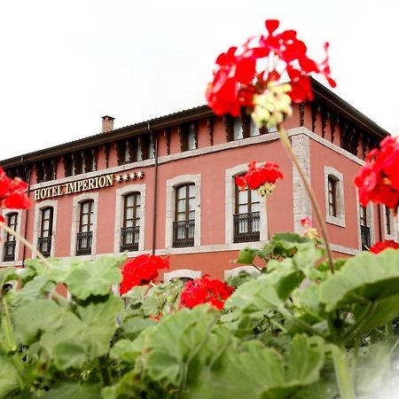 Imperion Hotel Cangas de Onis Exterior photo