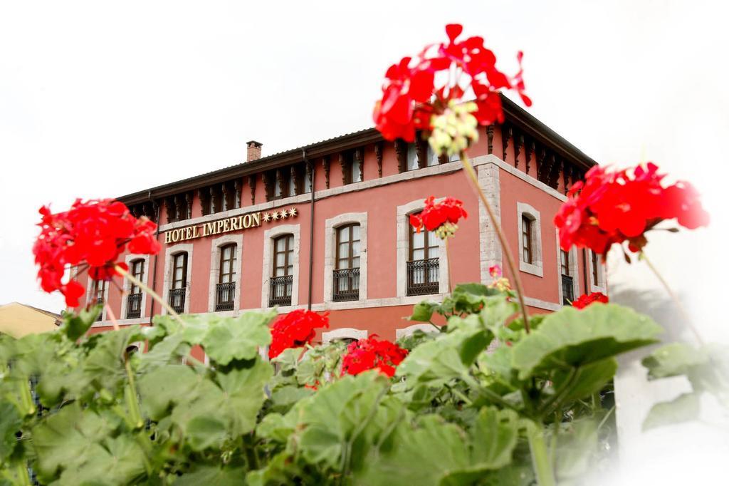 Imperion Hotel Cangas de Onis Exterior photo